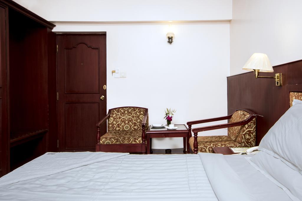 Rr Residency Hotel Kodaikanal Værelse billede
