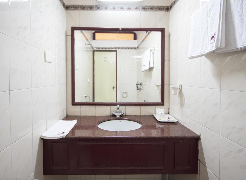 Rr Residency Hotel Kodaikanal Eksteriør billede