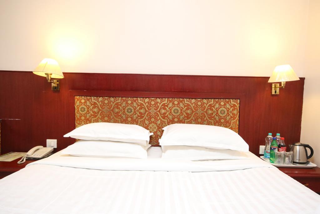 Rr Residency Hotel Kodaikanal Eksteriør billede